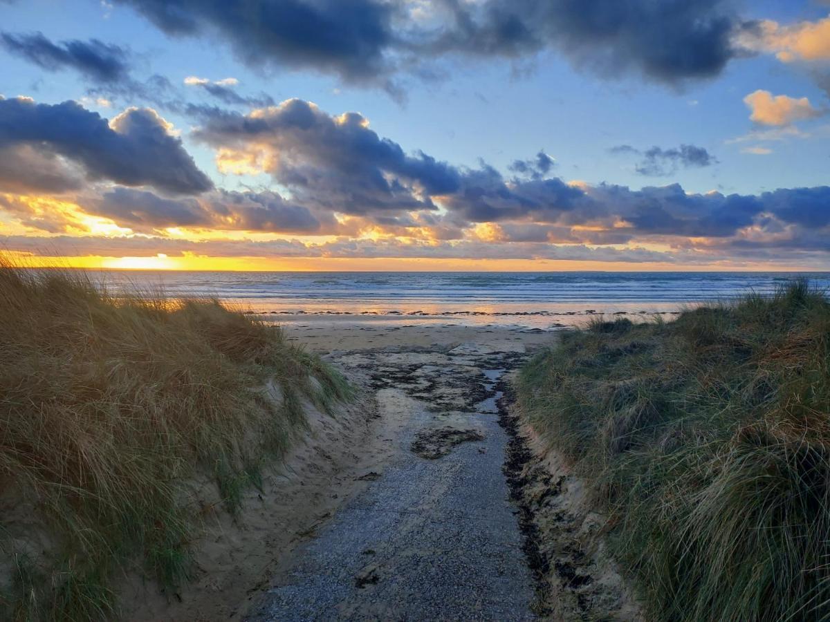 Chez Marie Et Philippe - 1Km De La Plage Les Moitiers-d'Allonne ภายนอก รูปภาพ