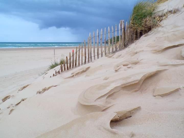 Chez Marie Et Philippe - 1Km De La Plage Les Moitiers-d'Allonne ภายนอก รูปภาพ